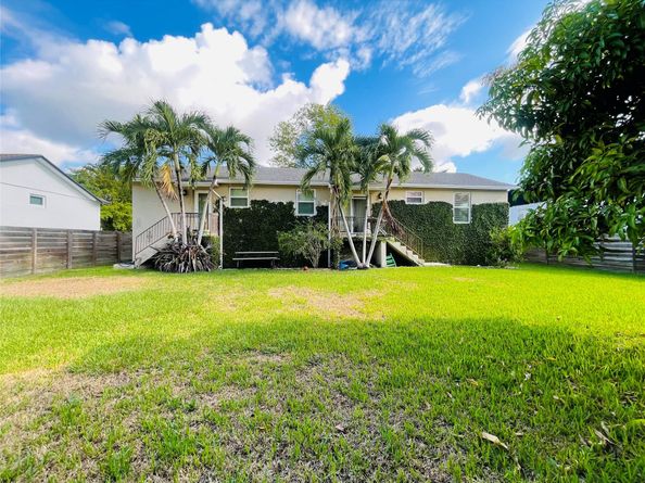 9760 SW 211th St, Cutler Bay FL 33189