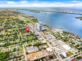 121 Bayberry Drive, Lake Park FL 33403