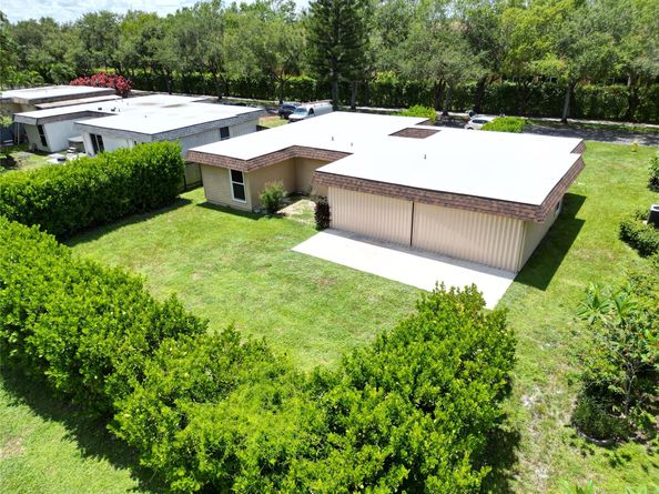 6504 NW 74th Ave, Tamarac FL 33321