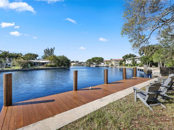 2440 NE 25th Pl, Fort Lauderdale FL 33305