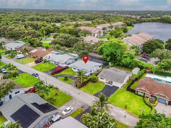 6431 NW 34th Ave, Fort Lauderdale FL 33309