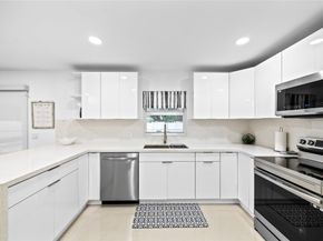 6431 NW 34th Ave, Fort Lauderdale FL 33309
