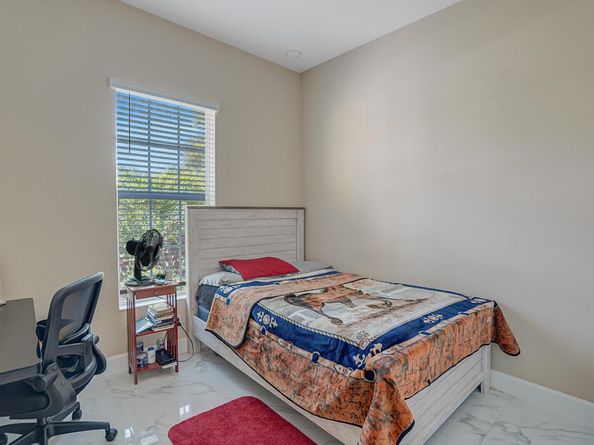 15017 Goldspar Ct Court, Westlake FL 33470