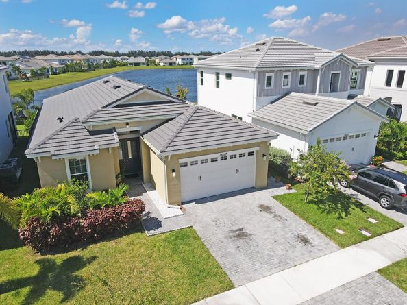 15017 Goldspar Ct Court, Westlake FL 33470