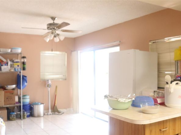 8261 NW 66th Ter, Tamarac FL 33321