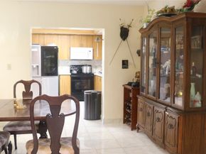 8261 NW 66th Ter, Tamarac FL 33321