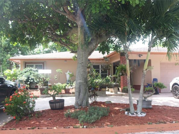 8261 NW 66th Ter, Tamarac FL 33321