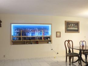 8261 NW 66th Ter, Tamarac FL 33321