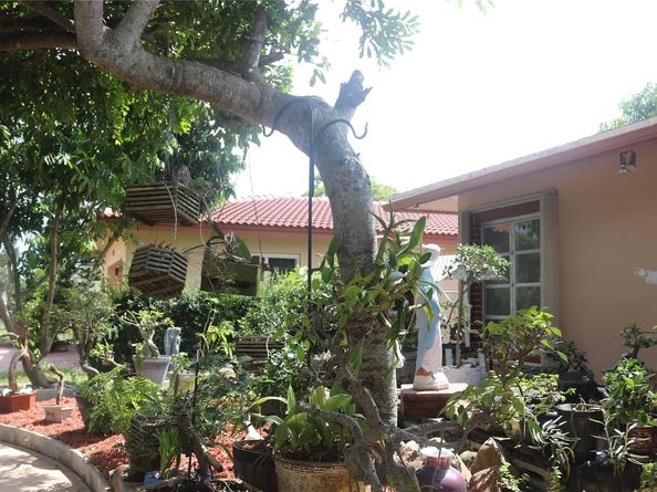 8261 NW 66th Ter, Tamarac FL 33321