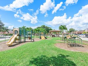 16 Toledo Ct 338, Fort Lauderdale FL 33324