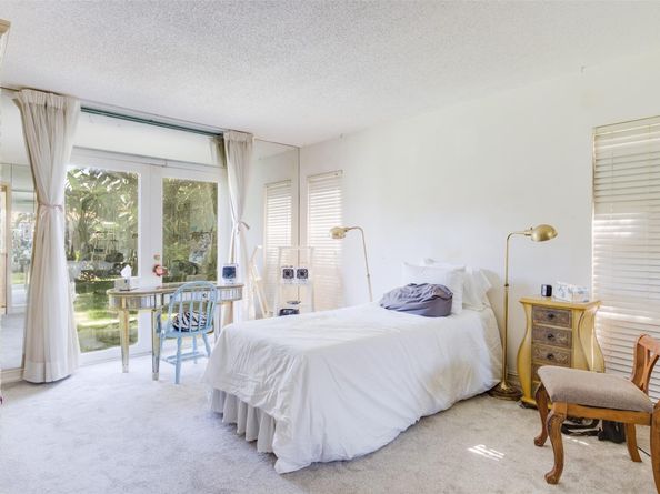 16841 Royal Poinciana Dr, Weston FL 33326