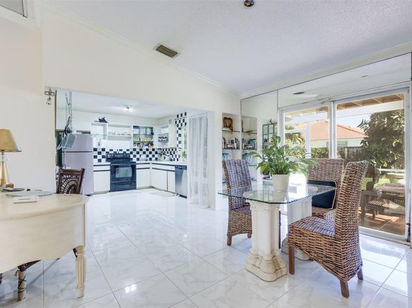 16841 Royal Poinciana Dr, Weston FL 33326