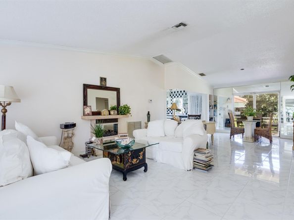 16841 Royal Poinciana Dr, Weston FL 33326
