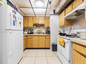 2020 NW 119th Street 1122, Miami FL 33167