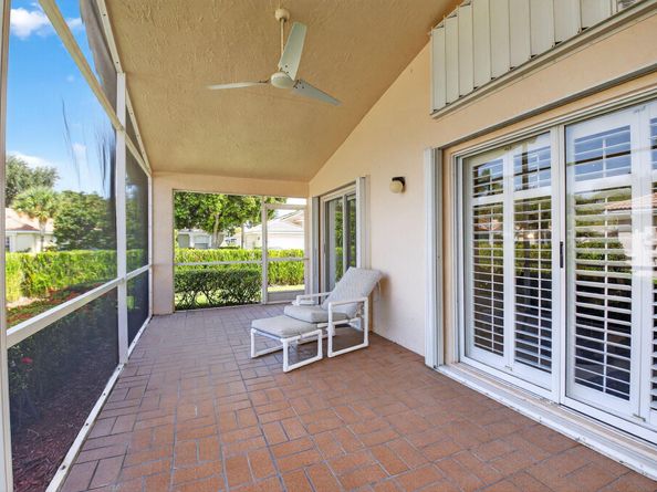 12051 Aprilia Drive, Boynton Beach FL 33437