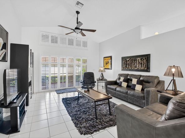 12051 Aprilia Drive, Boynton Beach FL 33437