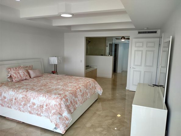 665 SE 21st Ave 502, Deerfield Beach FL 33441