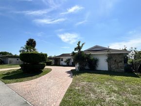 5728 S Bayberry Lane, Tamarac FL 33319