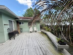 1581 SW 27th Terrace, Fort Lauderdale FL 33312