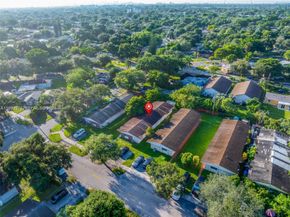 5706 Lincoln Street, Hollywood FL 33021