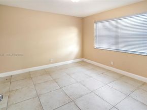 5975 NW 25th Court 213, Sunrise FL 33313