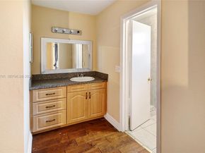 5975 NW 25th Court 213, Sunrise FL 33313