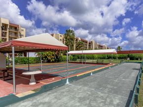 3951 Via Poinciana 214, Lake Worth FL 33467