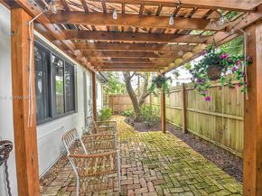 110 N 16th Avenue, Hollywood FL 33020