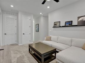 4422 S Silverwood Lane, Oakland Park FL 33309
