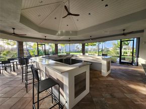 4422 S Silverwood Lane, Oakland Park FL 33309