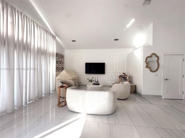 3340 SW 50th Street, Hollywood FL 33312