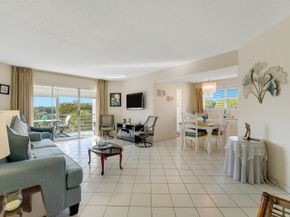 3590 Via Poinciana 416, Lake Worth FL 33467