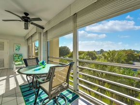3590 Via Poinciana 416, Lake Worth FL 33467