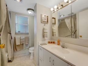 3590 Via Poinciana 416, Lake Worth FL 33467