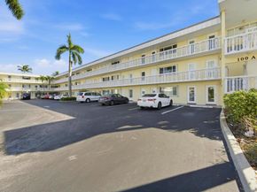 100 Doolen Court 203, North Palm Beach FL 33408