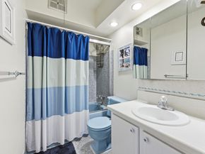 100 Doolen Court 203, North Palm Beach FL 33408