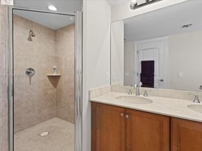 630 SE 15th Street 3, Fort Lauderdale FL 33316