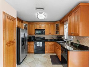9815 NW 5th Place, Plantation FL 33324