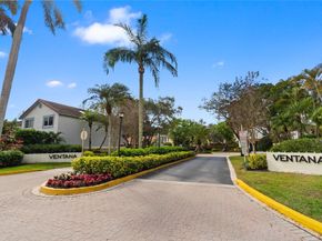 9815 NW 5th Place, Plantation FL 33324