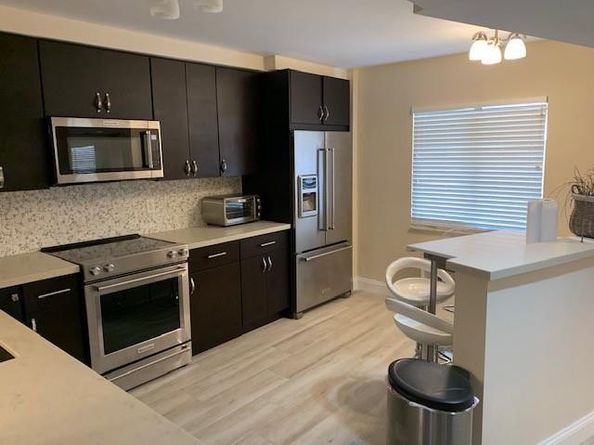 2200 S Cypress Bend Drive 905, Pompano Beach FL 33069
