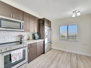 2200 S Cypress Bend Drive 905, Pompano Beach FL 33069