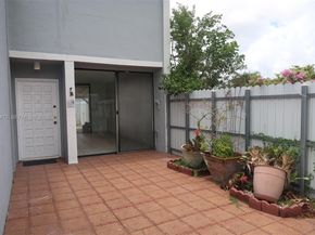 2500 SW 122nd Court, Miami FL 33175
