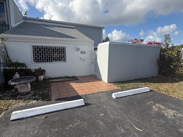 2500 SW 122nd Court, Miami FL 33175