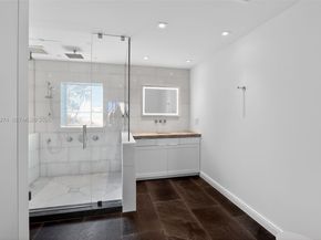 120 Jefferson Avenue 12009, Miami Beach FL 33139