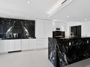 120 Jefferson Avenue 12009, Miami Beach FL 33139