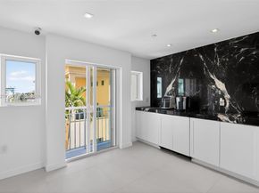 120 Jefferson Avenue 12009, Miami Beach FL 33139