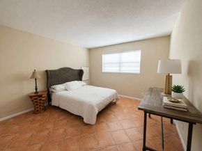 1430 S Lakeside Drive 22, Lake Worth Beach FL 33460