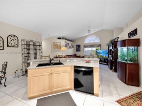 701 SW 93rd Terrace, Pembroke Pines FL 33025