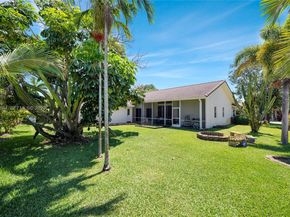 701 SW 93rd Terrace, Pembroke Pines FL 33025