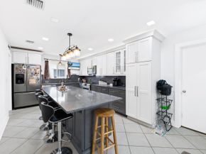 1340 SW 56th Avenue, Plantation FL 33317